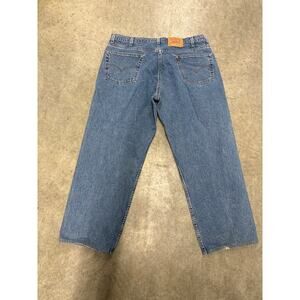 Vintage Levi’s Red Tab Made In USA 42x32